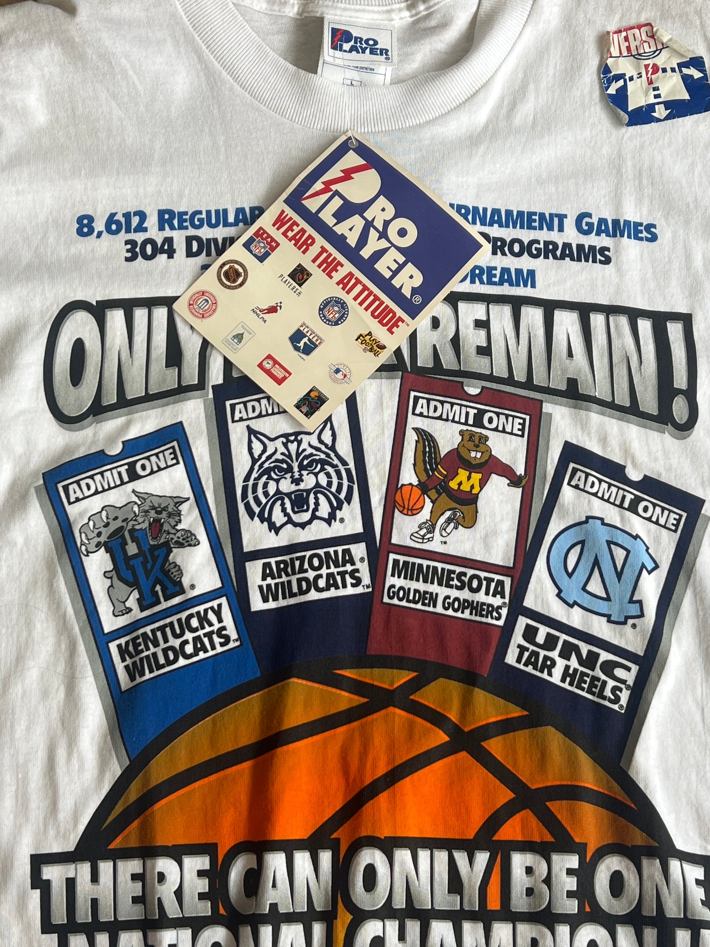 NWT 1997 Final Four Tshirt, Size L