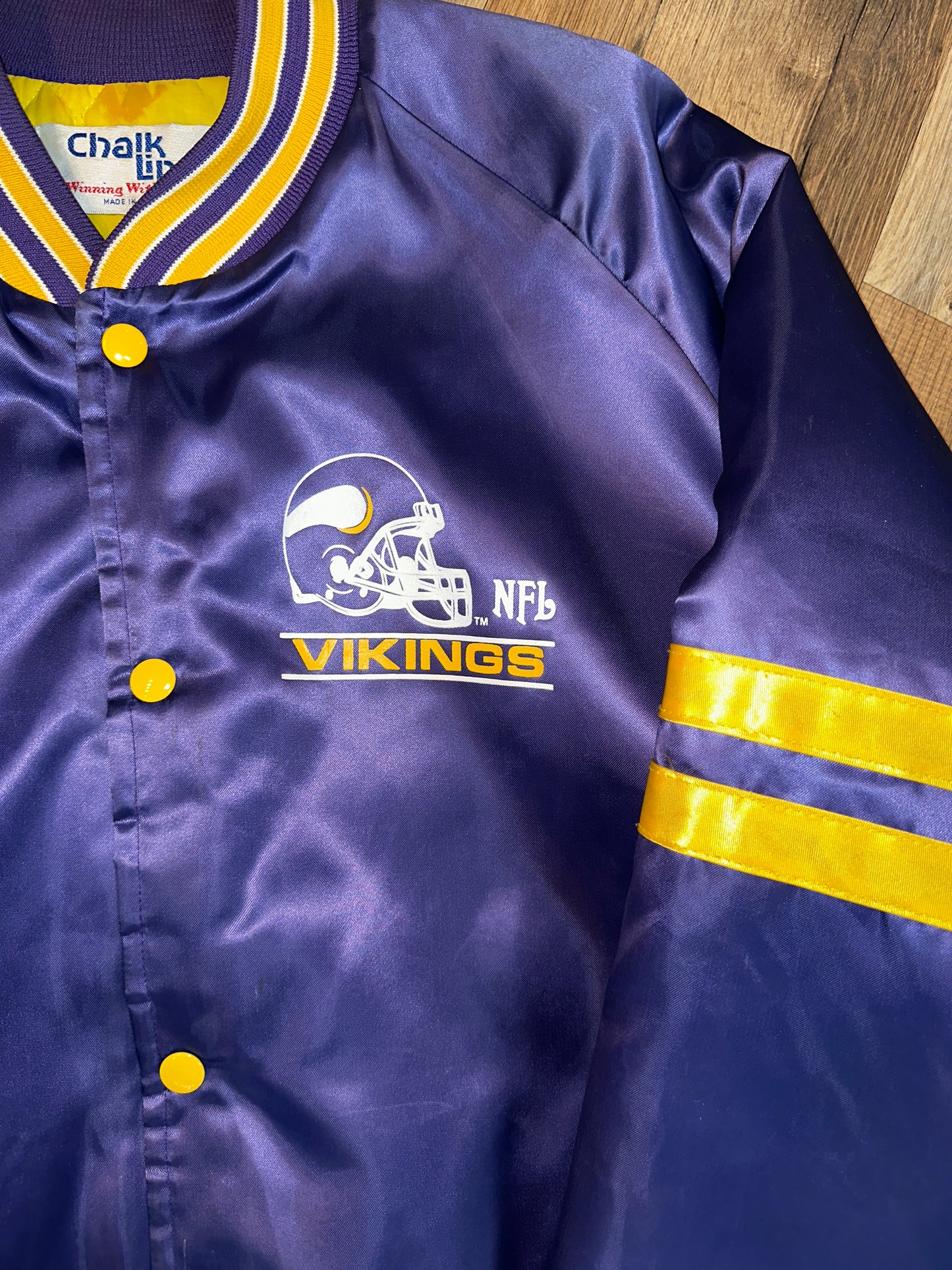 Vintage Minnesota Vikings Satan Chalk Line Bomber Jacket XL Purple/Yellow