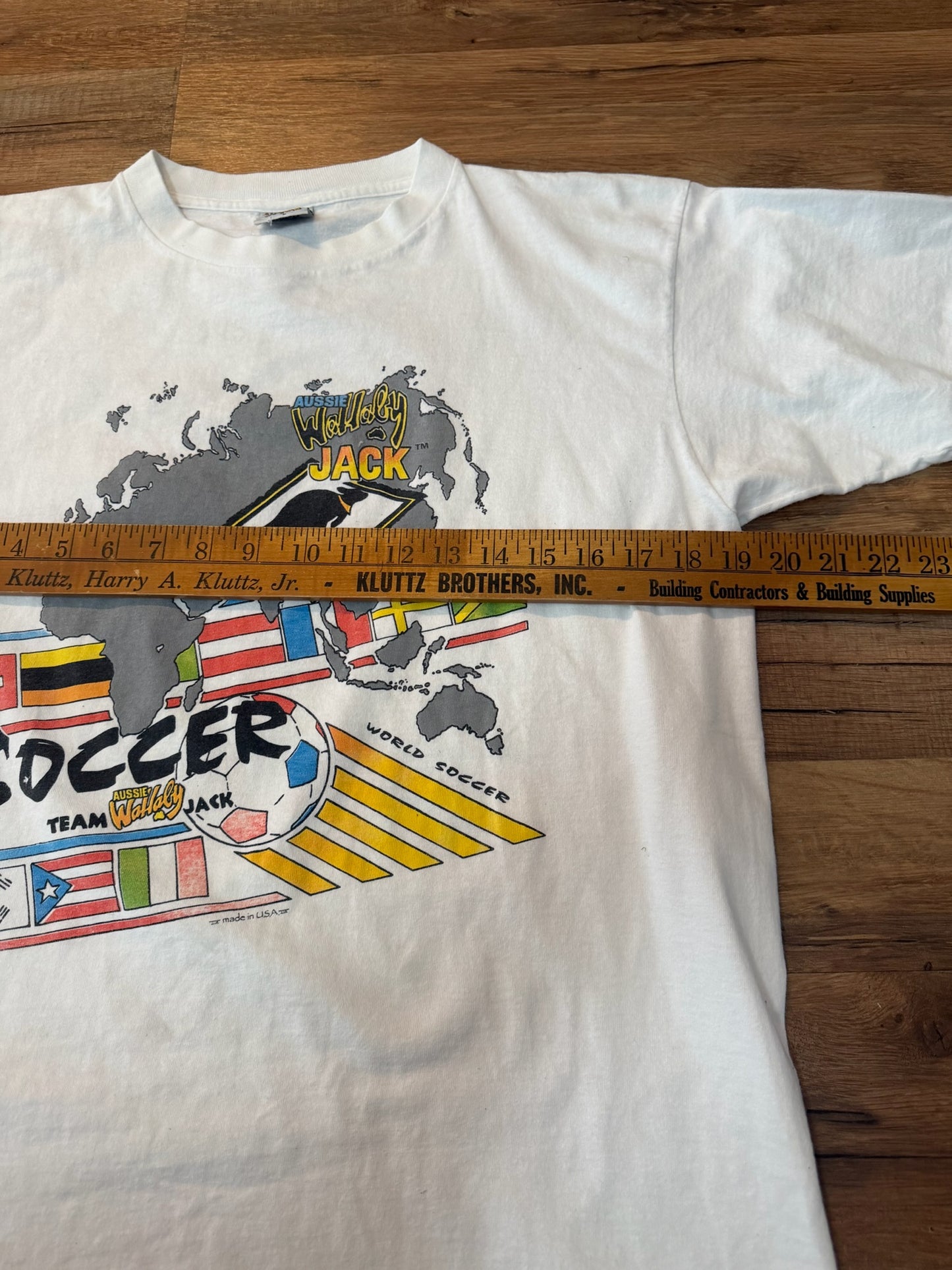VTG 90s Aussie Wallaby Jack World Soccer Tshirt, Size Large