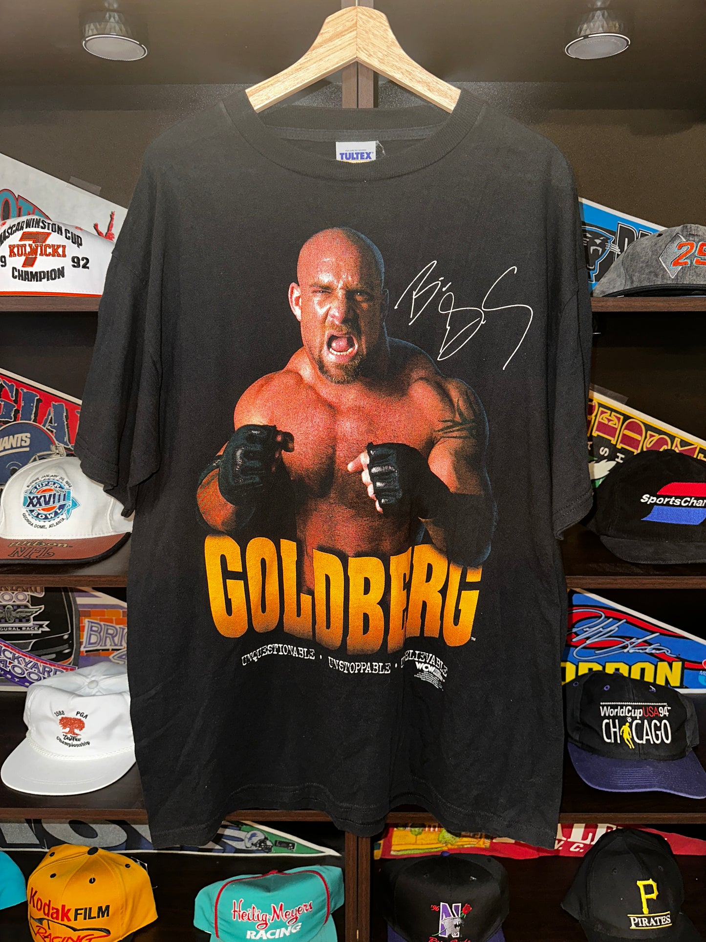 Vintage 1998 Bill “Goldberg” WCW World Championship Wrestling TULTEX XL Black Gold