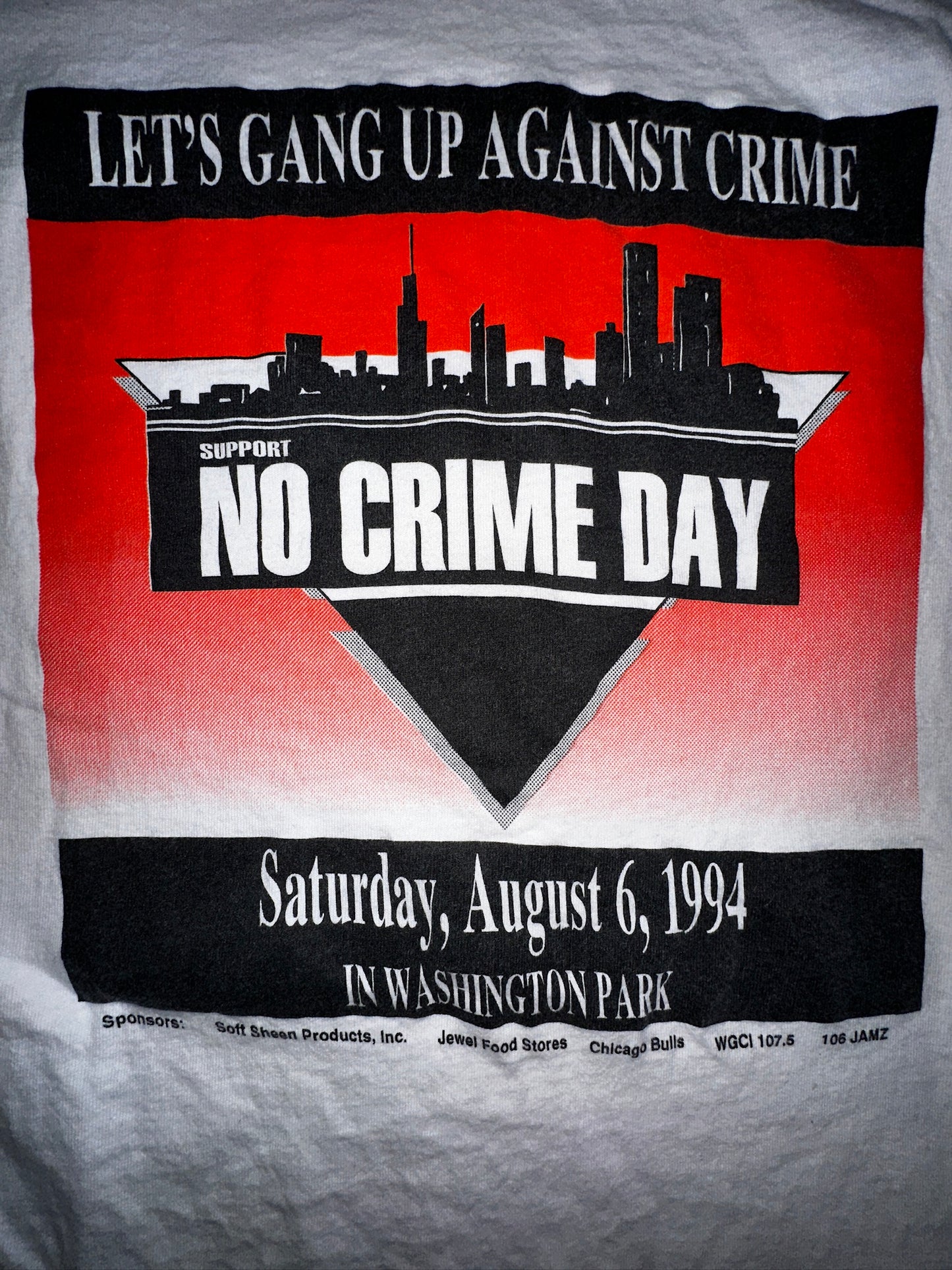 Vintage 1996 No Crime Day "Lets Gang Up Against Crime" Shirt Size Large Chicago Bulls Promo