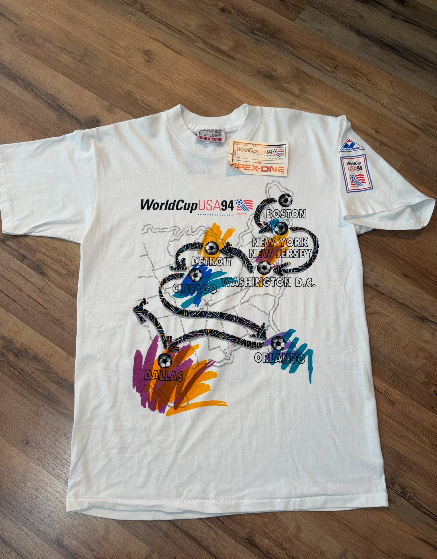 VTG APEX ONE USA 1994 FIFA World Cup Soccer Tshirt, Size Large