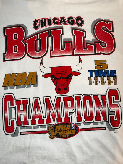 Vintage 1997 NBA FINALS Chicago Bulls Five Time Champions XL White
