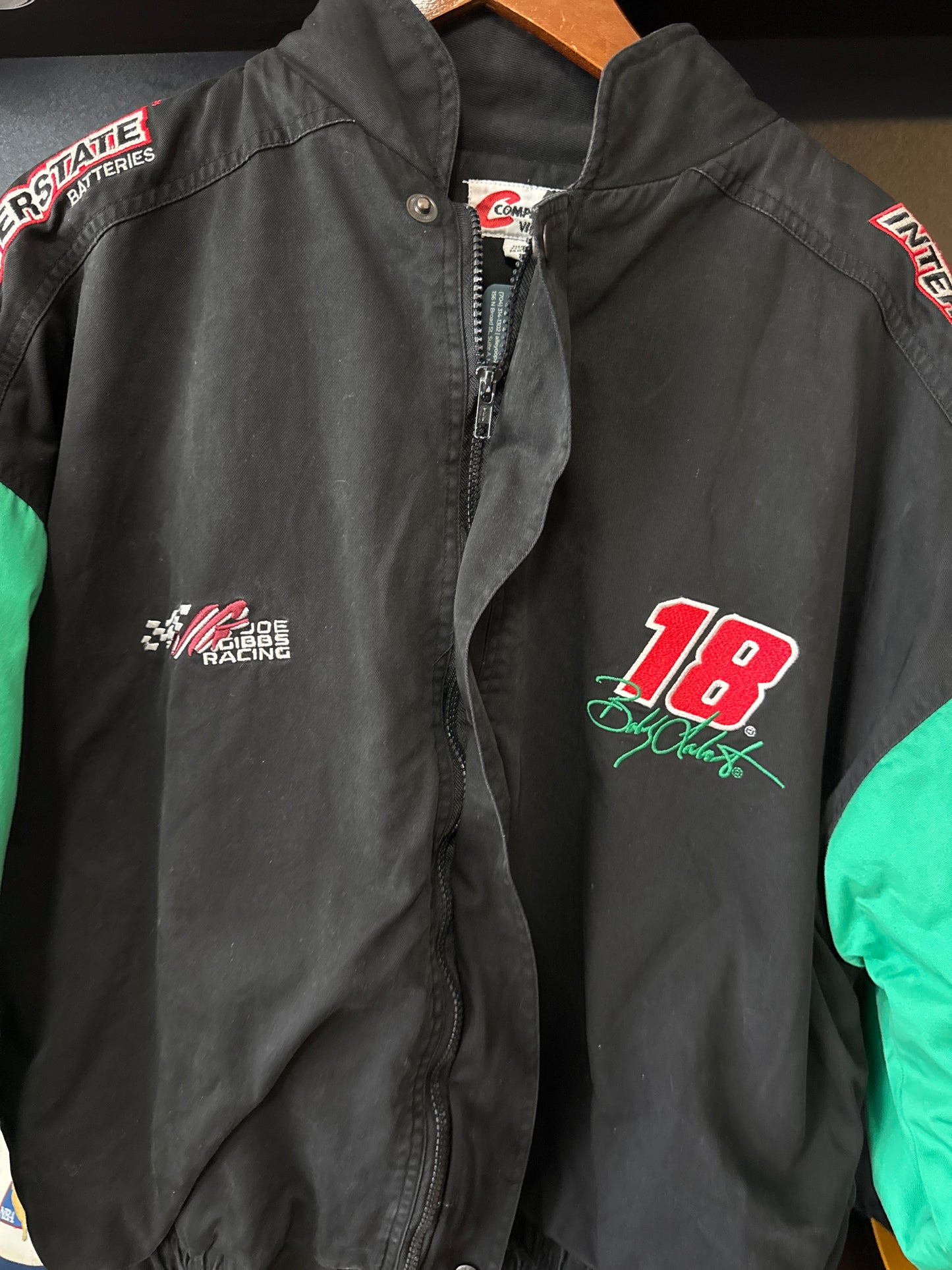 Vintage 2000 Bobby Labonte Joe Gibbs Racing NASCAR Jacket JH Design, Size XL