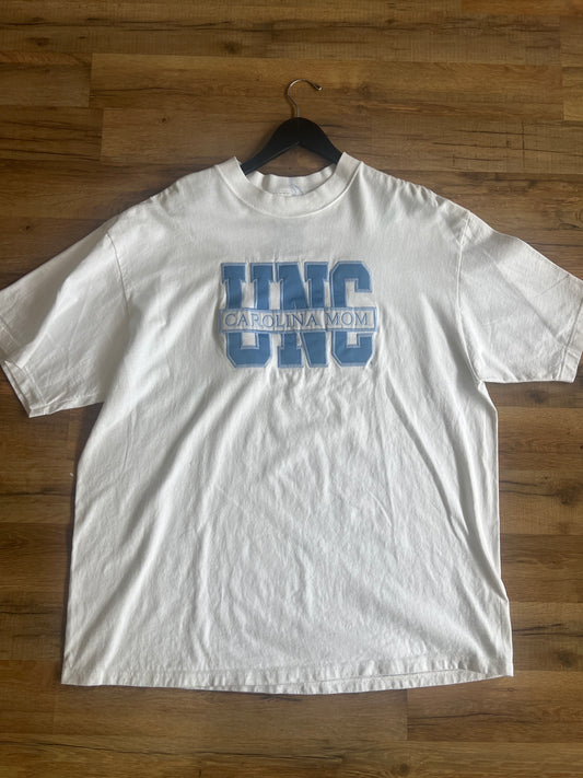 90s UNC Tar Heels Mom Tshirt, Size XXL
