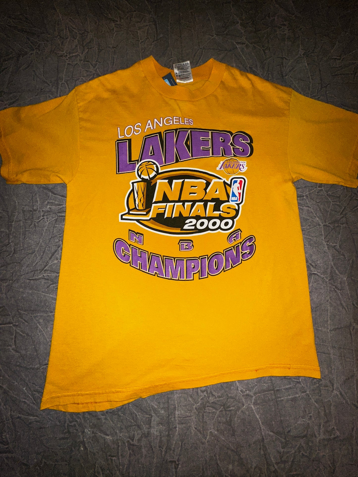 Vintage 2000 NBA Finals LA Lakers Champions Size Large Tultex Shaq Kobe NBA Basketball