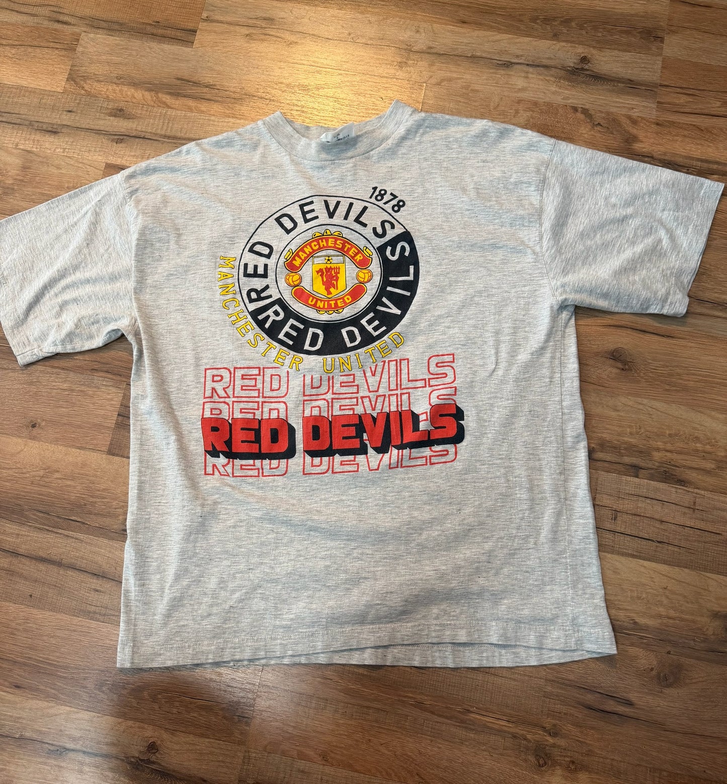 Vintage Manchester United Red Devils, Size L