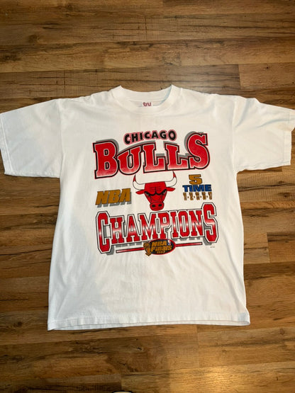 Vintage 1997 NBA FINALS Chicago Bulls Five Time Champions XL White