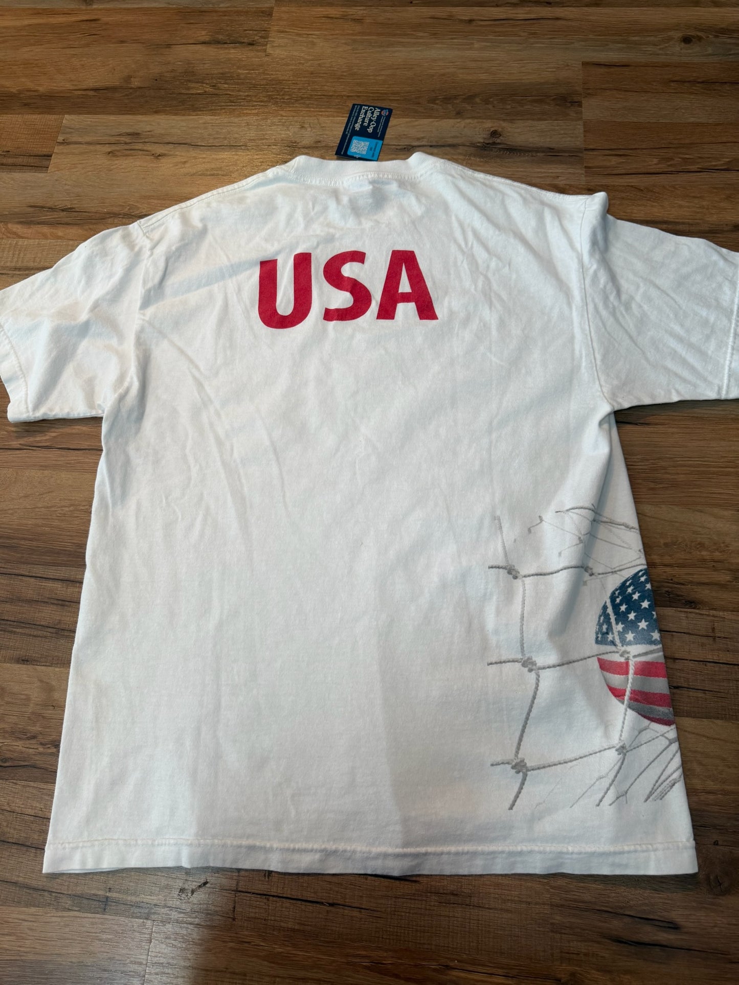 USA Soccer Wrap Around Tshirt, Size L
