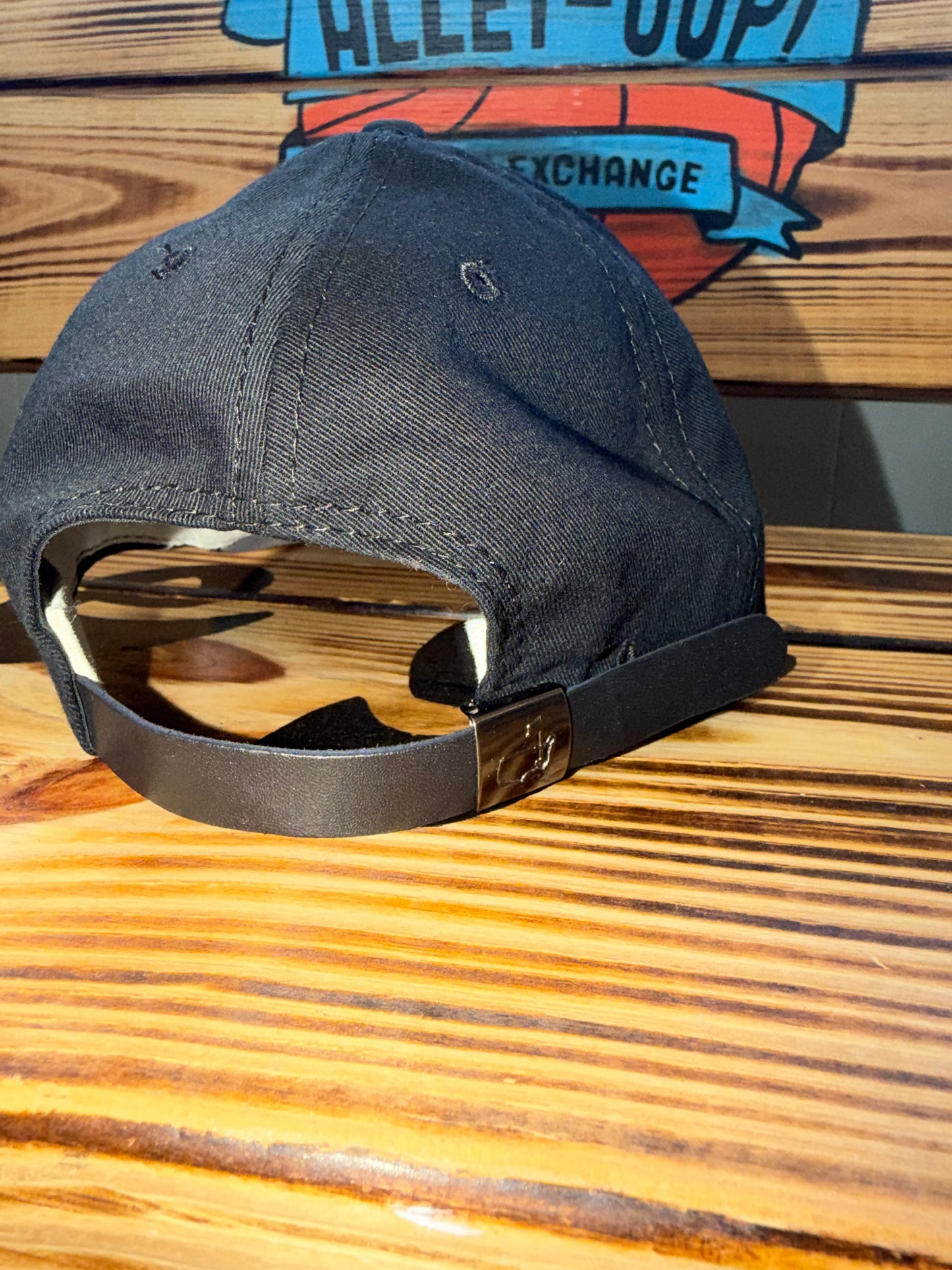 Vintage Masters Leather American Needle Strapback Black
