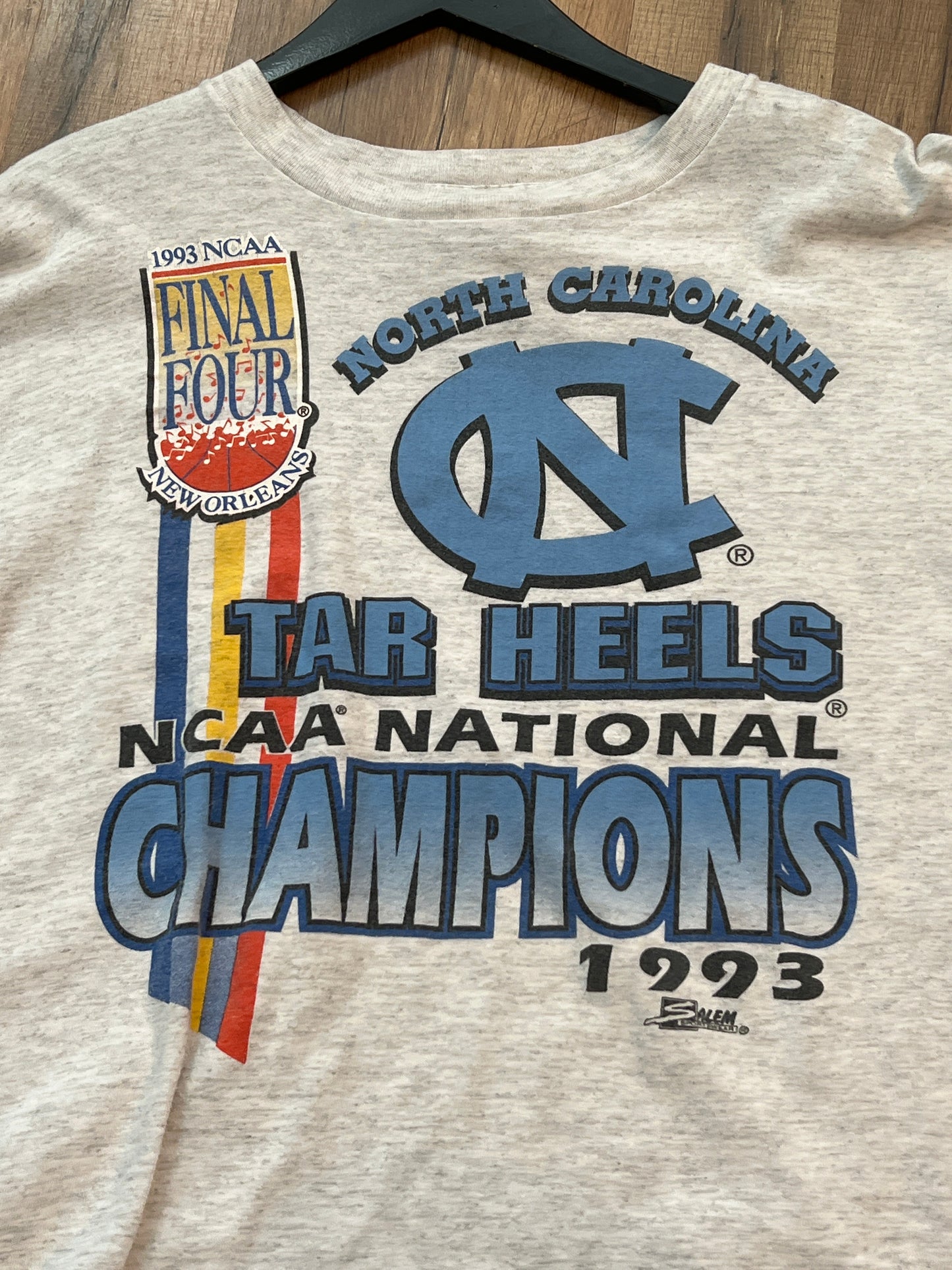1993 UNC Tar Heels National Champions Tshirt, Size Large