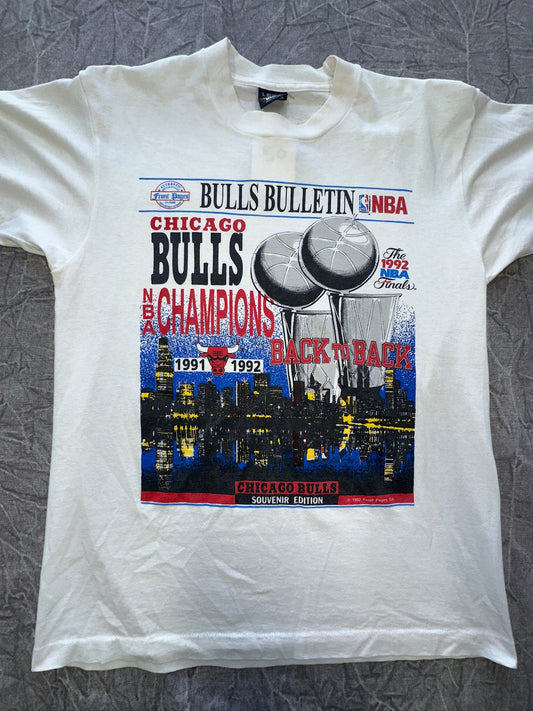 Vintage Chicago Bulls Bulletin NBA Back to Back Champion 1992 Mens Medium