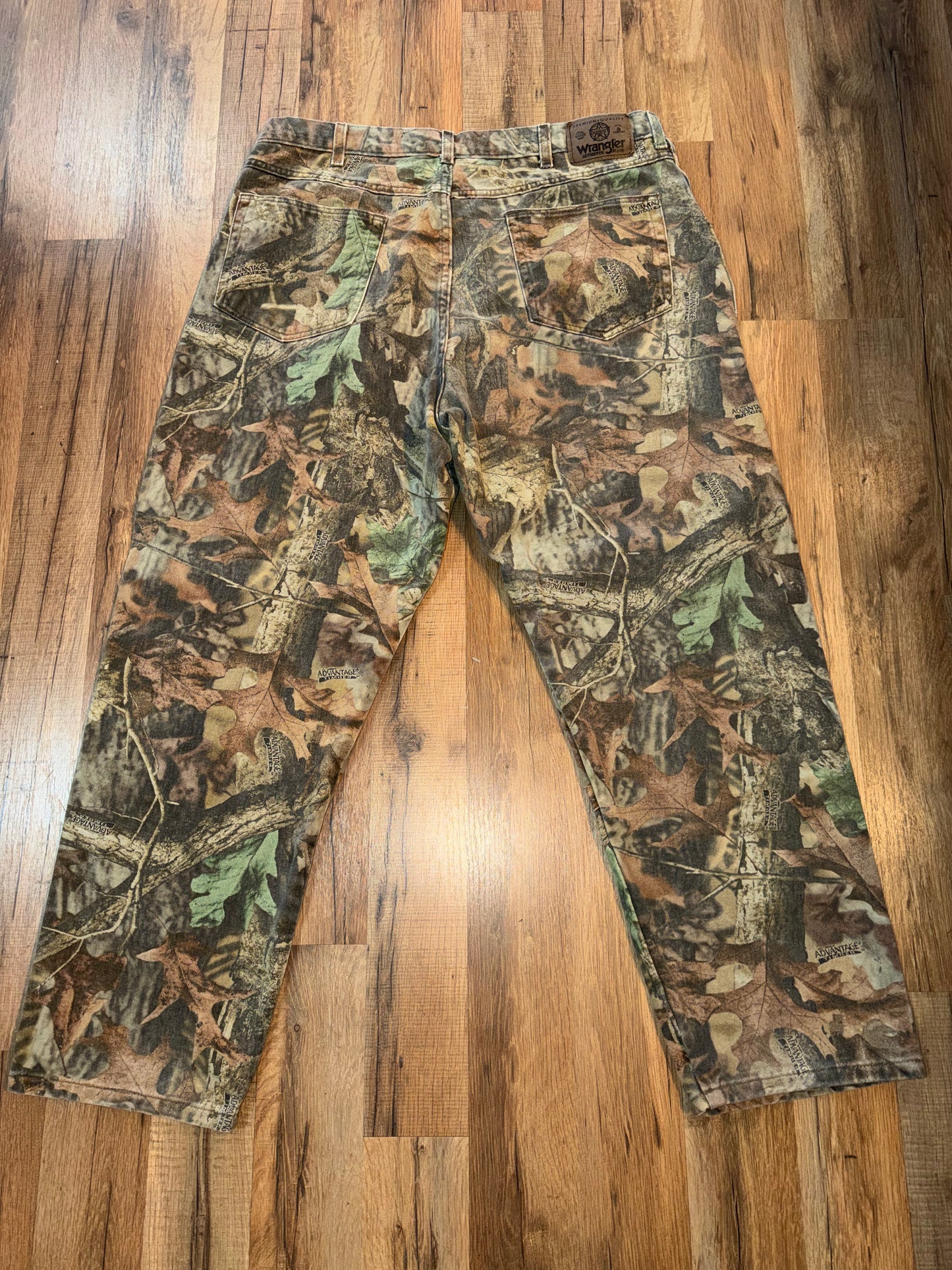 Vintage Wrangler Authentic Advantage Timber Camo Double Knee Pants