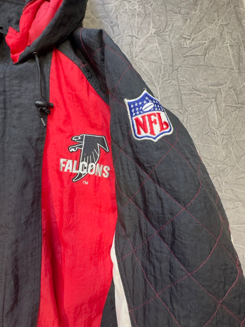 Vintage Starter XL Atlanta Falcons Puffer Pullover Windbreaker Breakaway Jacket